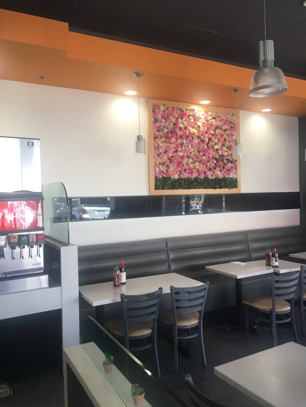 Royal Delicious | restaurant | 4415 University Ave, San Diego, CA 92105, USA | 6192289092 OR +1 619-228-9092