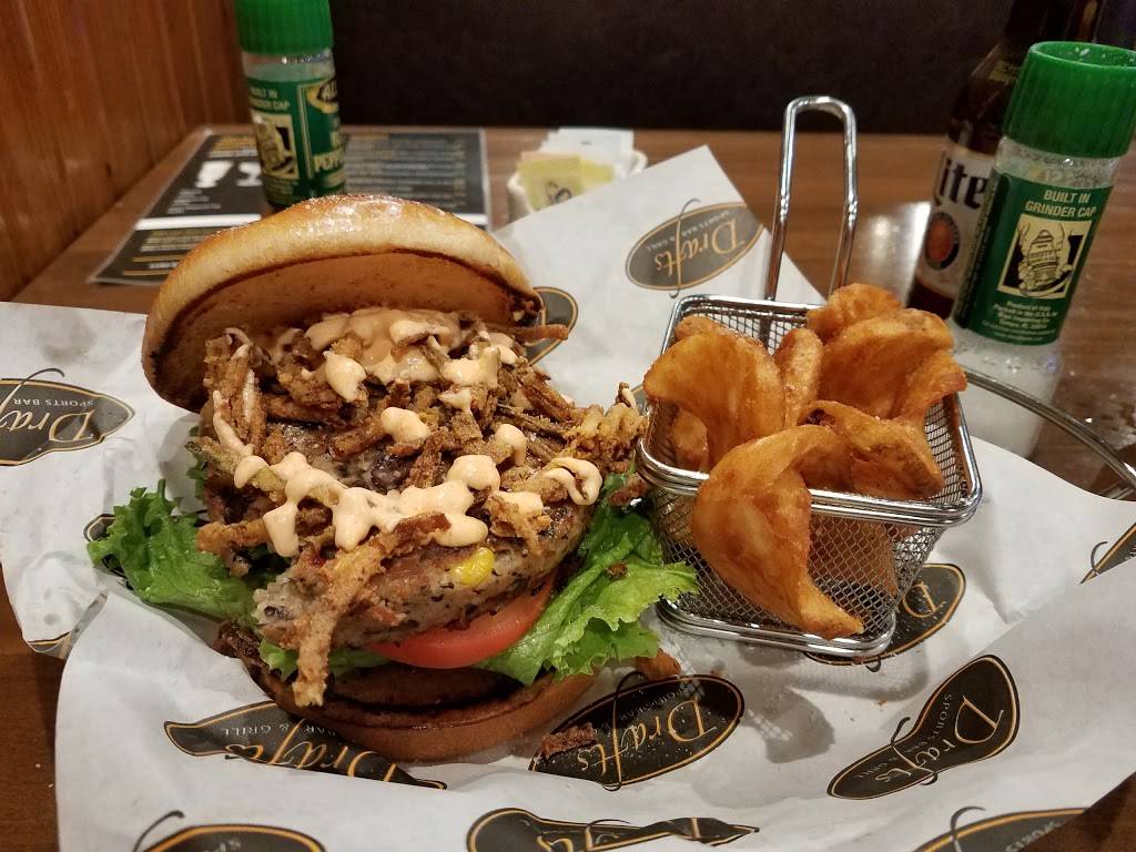 Drafts Sports Grill | restaurant | 2280 Shepherd of the Hills Expy, Branson, MO 65616, USA | 4173206045 OR +1 417-320-6045