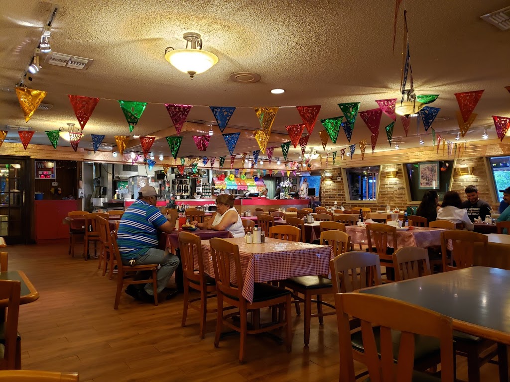 Piedras Negras De Noche | restaurant | 1312 S Laredo St, San Antonio, TX 78204, USA | 2102277779 OR +1 210-227-7779