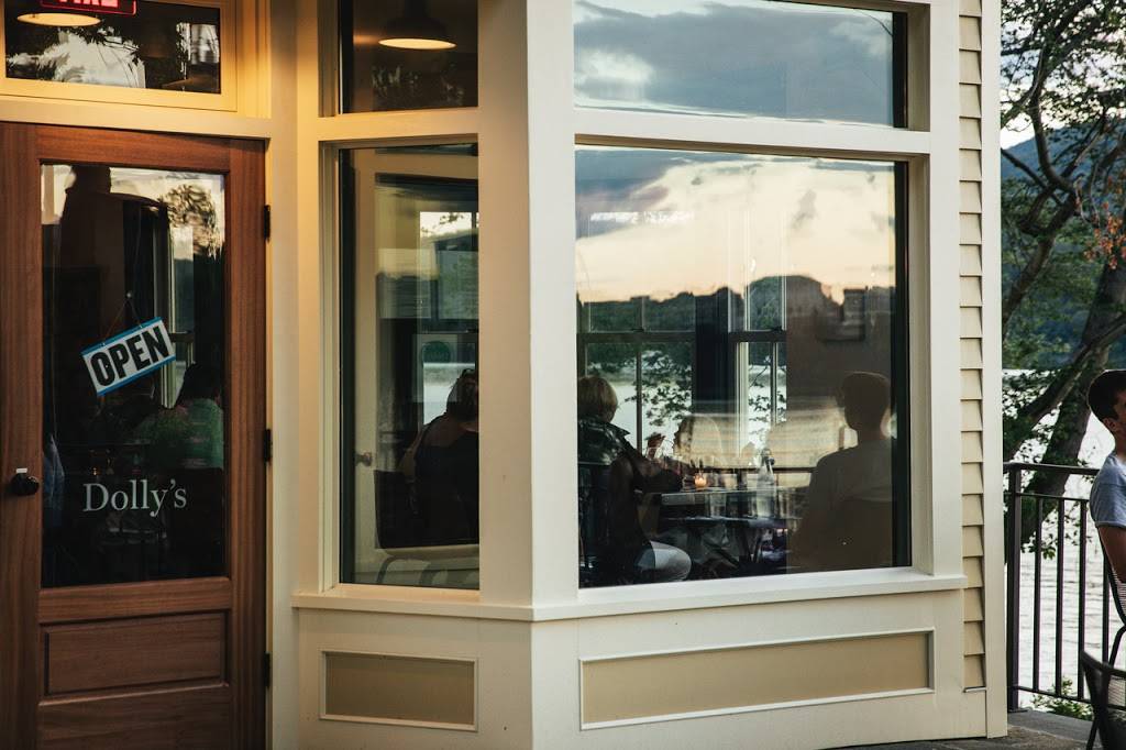 Dollys Restaurant | restaurant | 7 Garrisons Landing, Garrison, NY 10524, USA | 8454246511 OR +1 845-424-6511