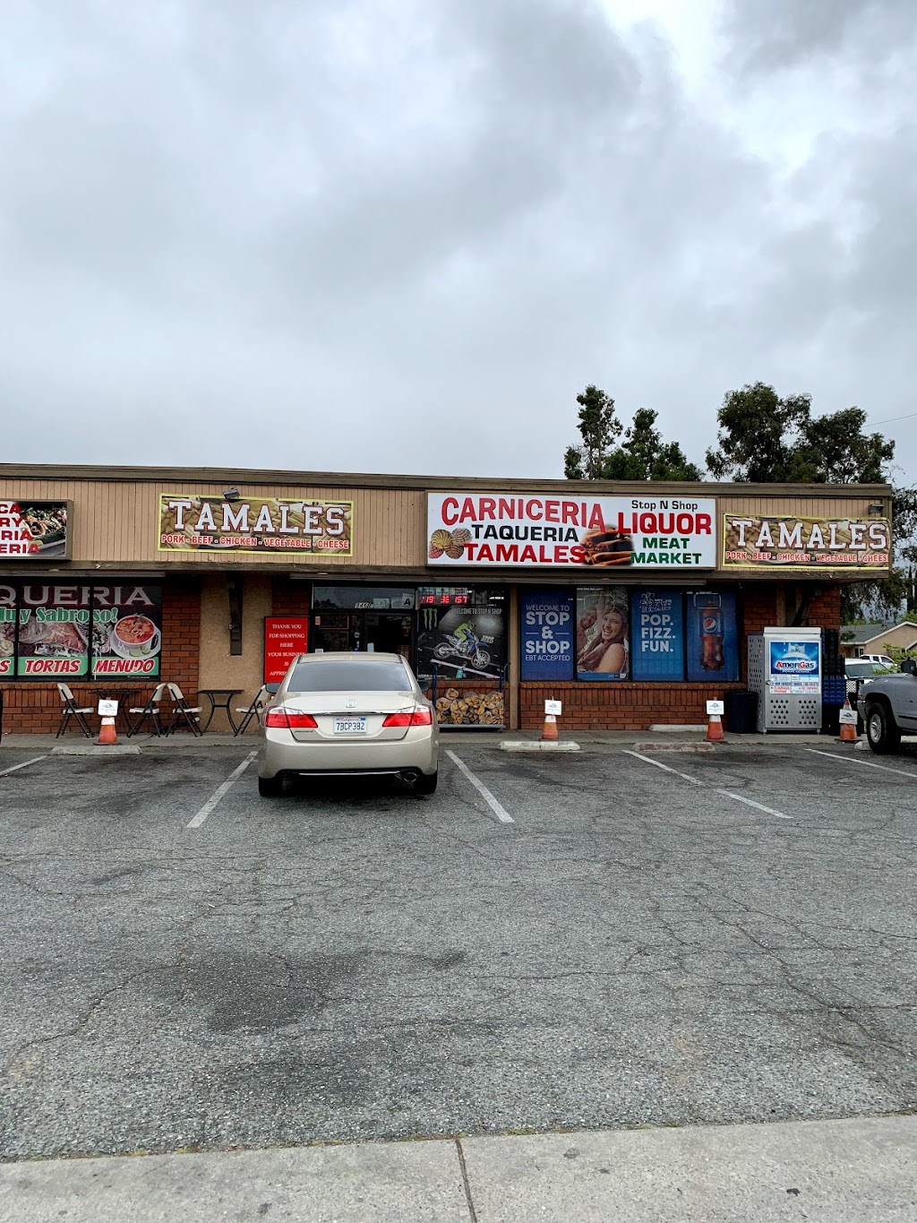 Stop N Shop Market | bakery | 846 E 6th St E, Beaumont, CA 92223, USA | 9518452723 OR +1 951-845-2723