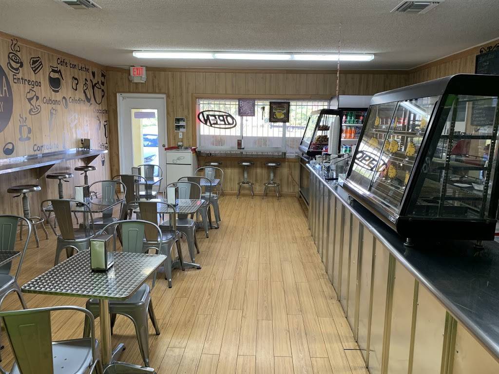 Cubanela Latin Bakery | restaurant | 900 W Lancaster Rd, Orlando, FL 32809, USA | 4072036979 OR +1 407-203-6979