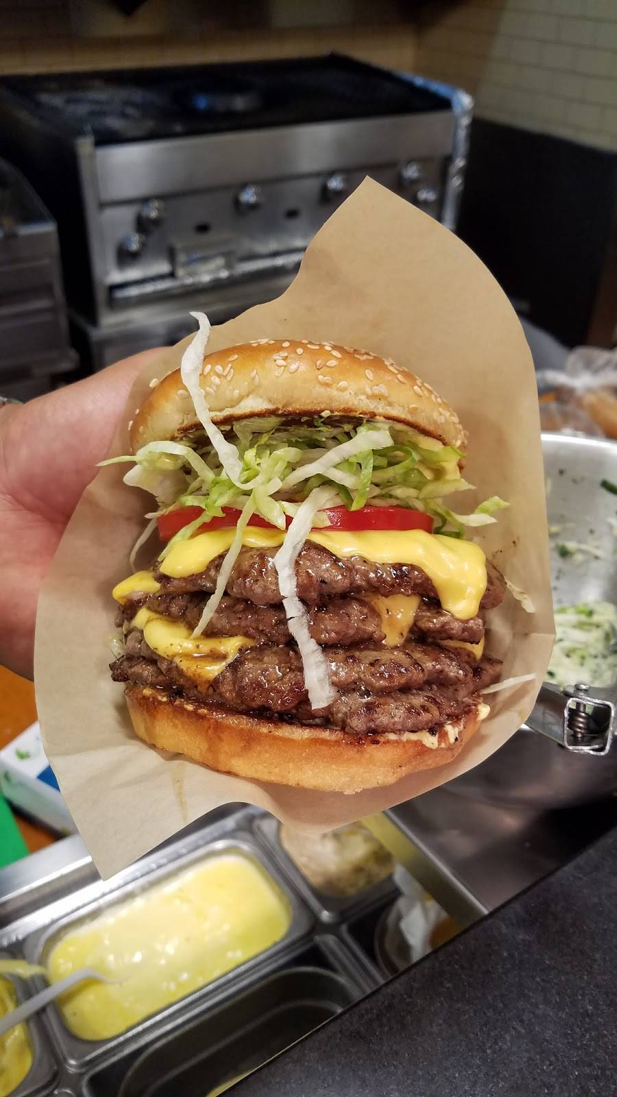 Hudson 29 Kitchen + Drink | restaurant | 260 Market St D, New Albany, OH 43054, USA | 6148592900 OR +1 614-859-2900