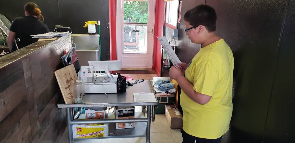 Kirbys Smokehouse BBQ | restaurant | 107 Hague Ave, Jackson, MI 49203, USA | 5177409419 OR +1 517-740-9419