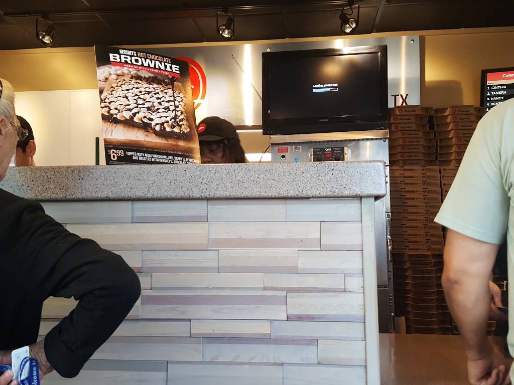 Pizza Hut | restaurant | 3229 Harwood Rd, Bedford, TX 76021, USA | 8175455599 OR +1 817-545-5599