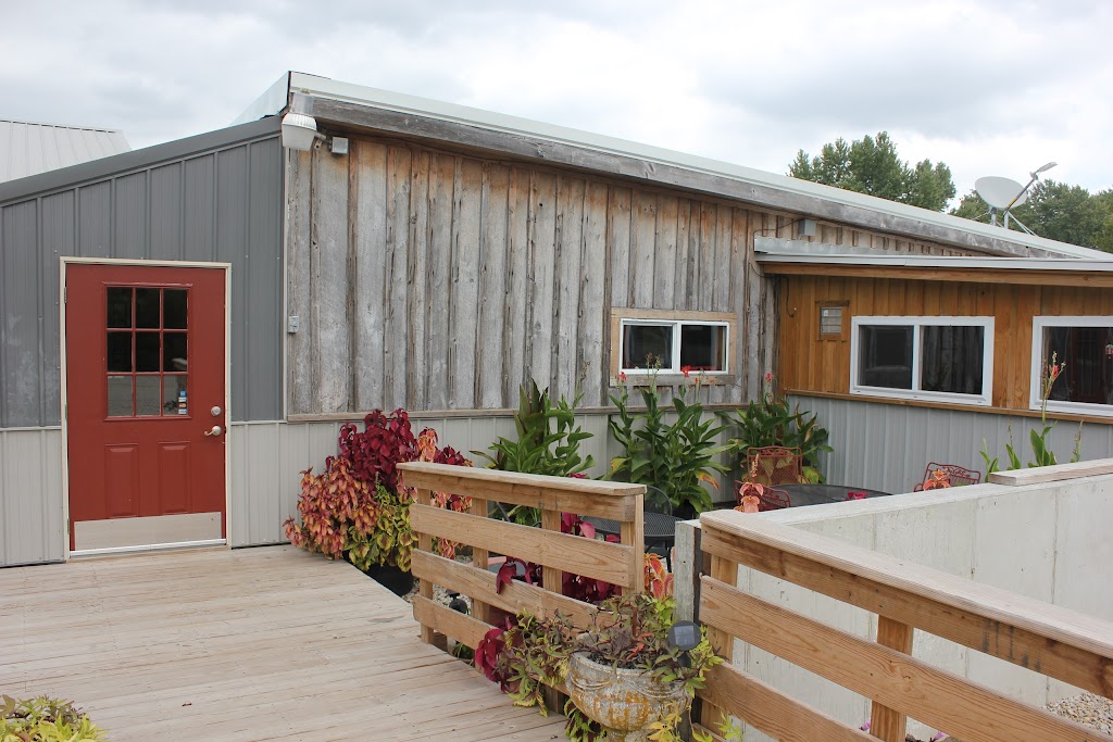 Fort Chariton | restaurant | 26826 Yarrow Trail, Kirksville, MO 63501, USA | 6606653030 OR +1 660-665-3030