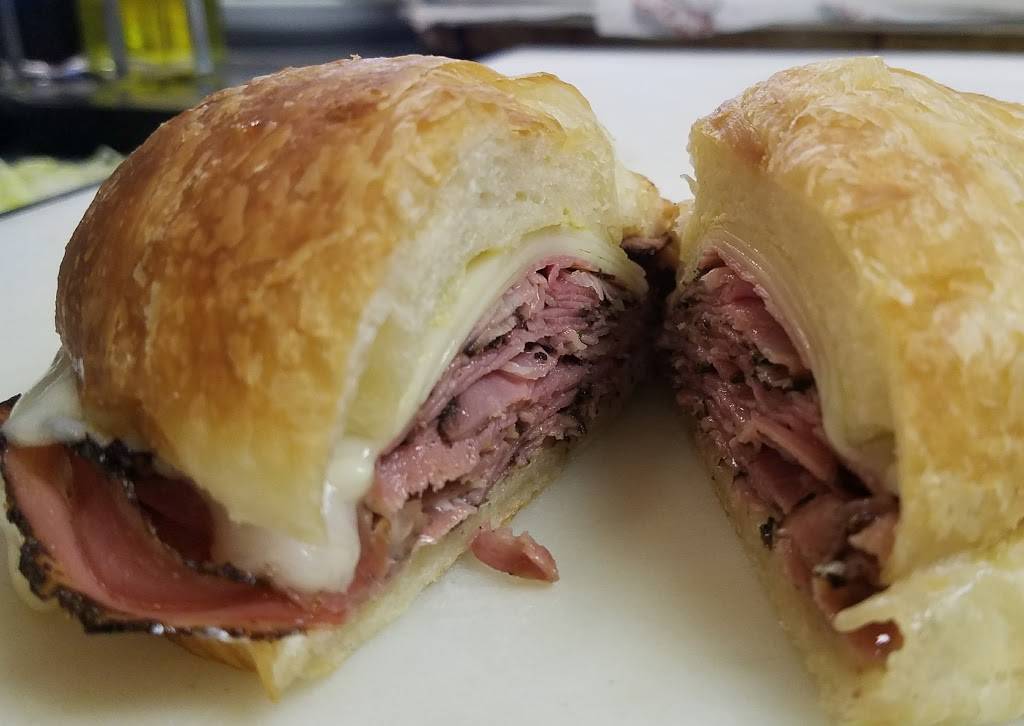 Polo Deli | restaurant | 2916 Cardinal Dr, Vero Beach, FL 32963, USA | 7722314091 OR +1 772-231-4091