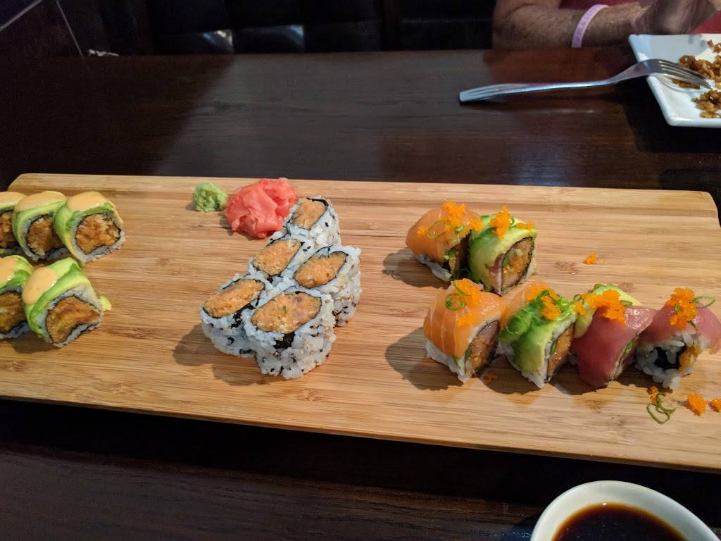 Sumi Sushi Hibachi | restaurant | 829-831 FL-19, Palatka, FL 32177, USA | 3862224110 OR +1 386-222-4110