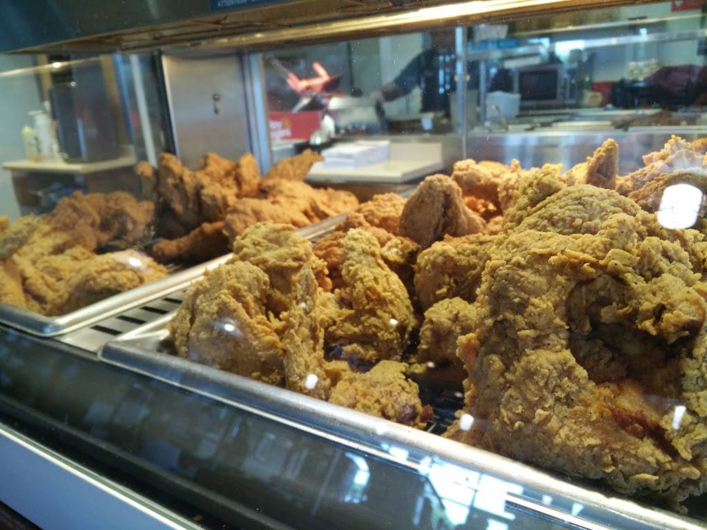 Roy Rogers | restaurant | Northgate Plaza, 13884 Georgia Ave, Aspen Hill, MD 20906, USA | 2406694348 OR +1 240-669-4348