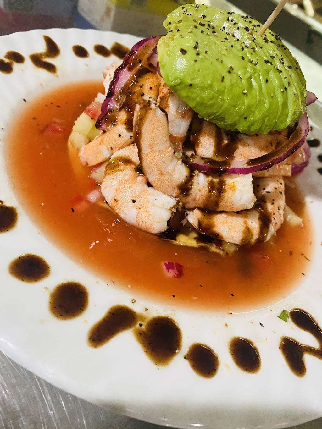 Mariscos y Mas "La Finkera" | restaurant | 2915 N 43rd Ave, Phoenix, AZ 85031, USA | 6023681001 OR +1 602-368-1001