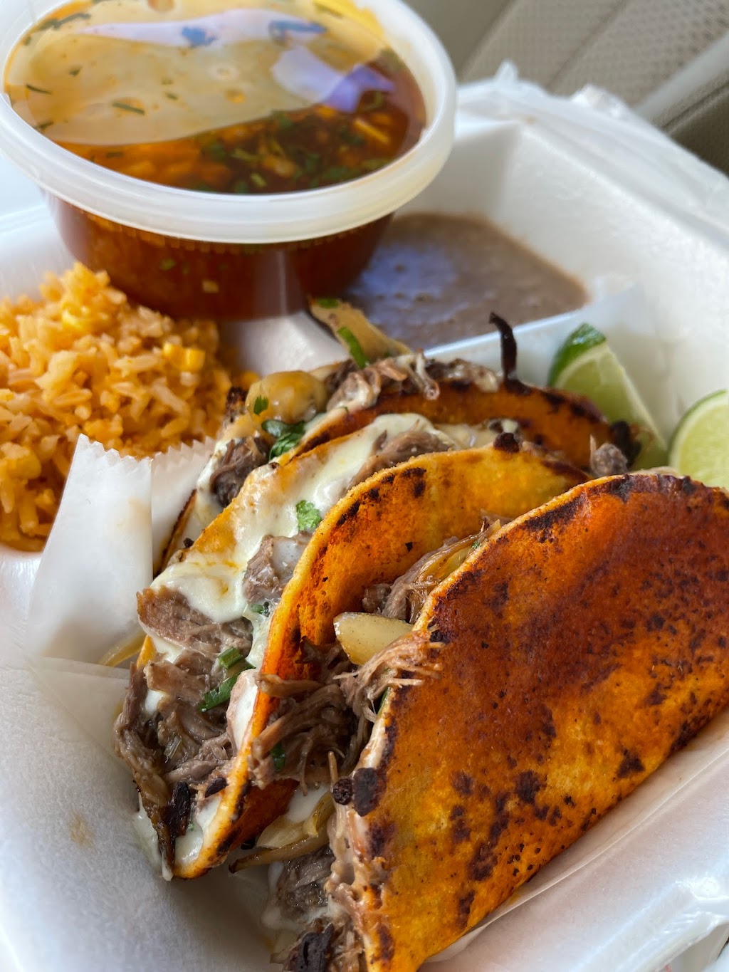 Tacos Reyna | restaurant | 1746 S Carrier Pkwy, Grand Prairie, TX 75051, USA | 2143828365 OR +1 214-382-8365