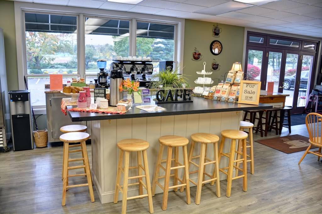 New England Pasta Company & Cafe | restaurant | 300 W Main St, Avon, CT 06001, USA | 8606789100 OR +1 860-678-9100