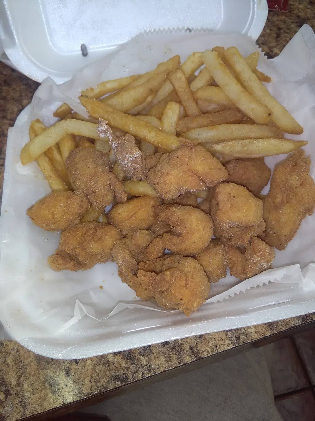 Harlem Fish & Chicken | restaurant | 7320 Grand River Ave, Detroit, MI 48204, USA | 3133618666 OR +1 313-361-8666