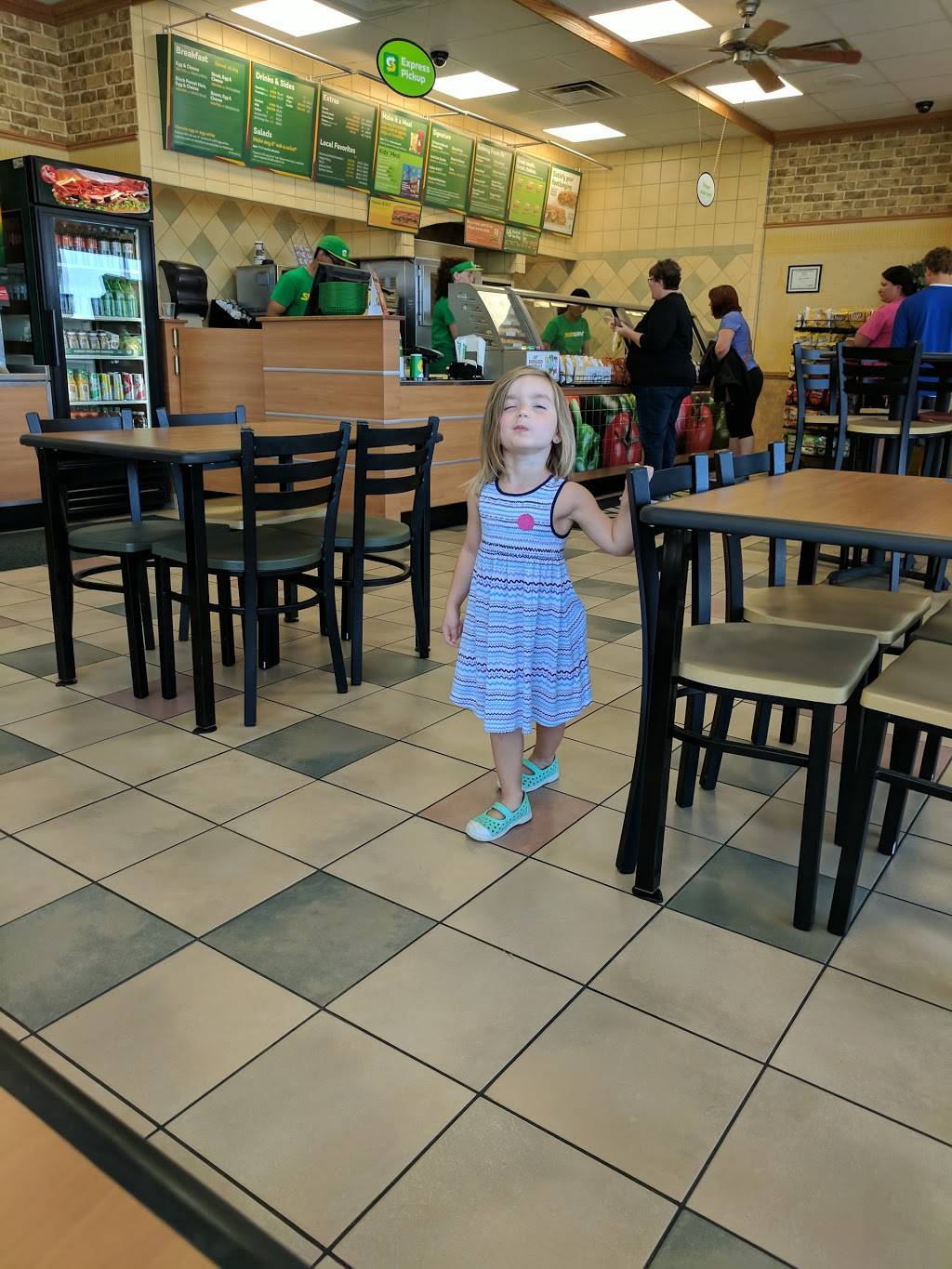 Subway | restaurant | 2093 Centennial Blvd, Independence, KY 41051, USA | 8593569500 OR +1 859-356-9500