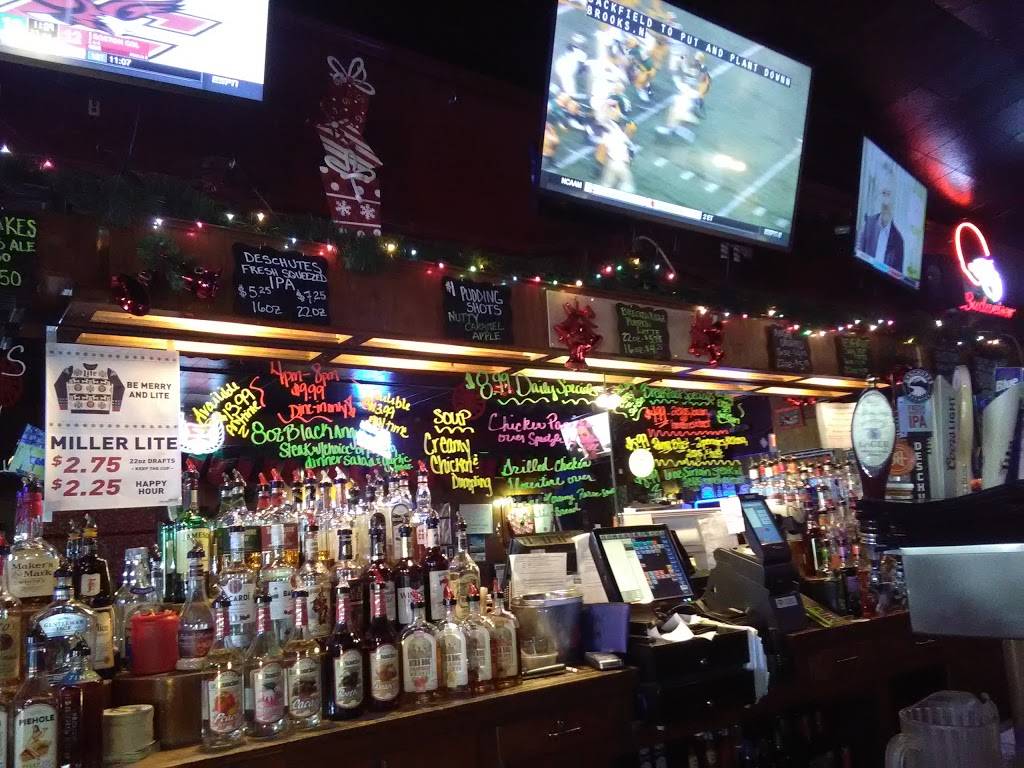 Characters Sports Bar & Grill | restaurant | 6007 Brookpark Rd, Cleveland, OH 44129, USA | 2163987600 OR +1 216-398-7600