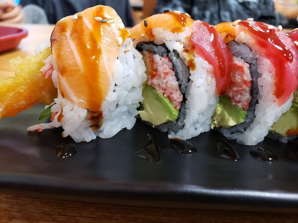 Min Sushi 東京 | restaurant | 9751 Yonge St, Richmond Hill, ON L4C 1V9, Canada | 9052372242 OR +1 905-237-2242