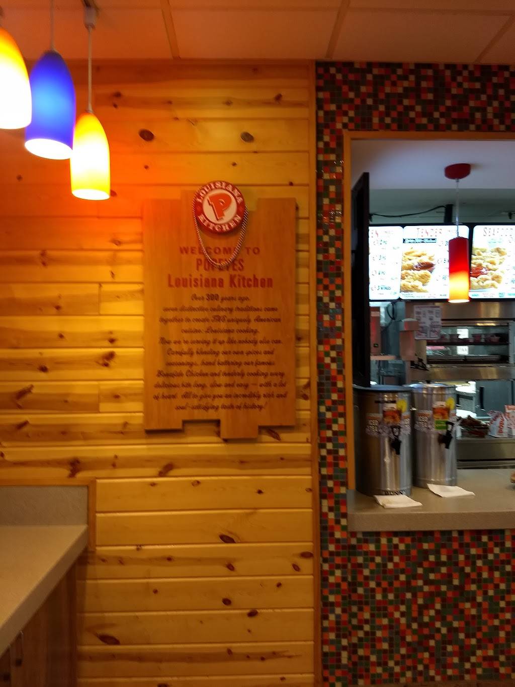 Popeyes Louisiana Kitchen | restaurant | 10601 Springfield Pike, Cincinnati, OH 45215, USA | 5137712640 OR +1 513-771-2640