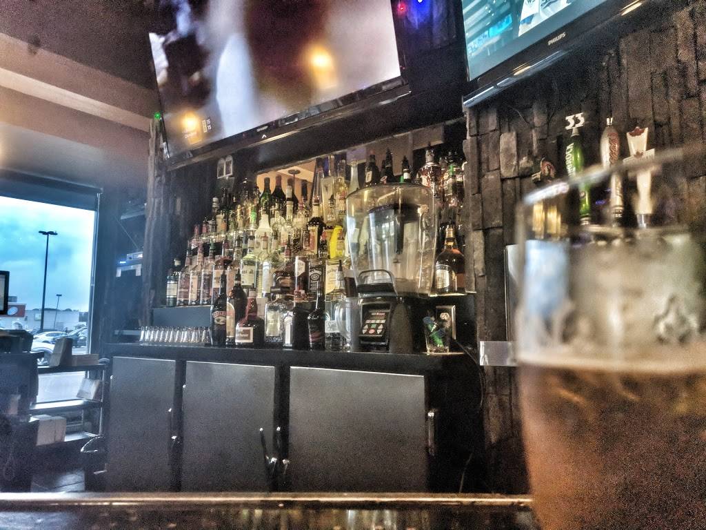 Boulevard Grill | restaurant | 560 Exmouth St, Sarnia, ON N7T 7S5, Canada | 5193442752 OR +1 519-344-2752