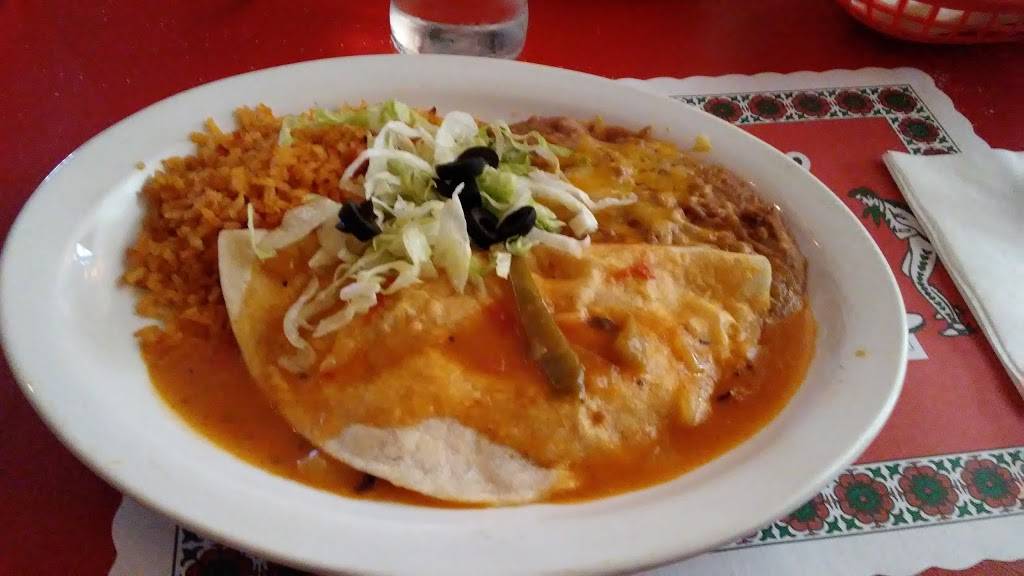 Hernandez Hideaway Restaurant | restaurant | 19320 Lake Dr, Escondido, CA 92029, USA | 7607461444 OR +1 760-746-1444