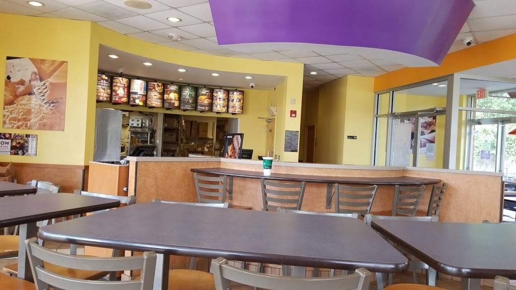 Taco Bell | meal takeaway | 3566 Middle Rd, Bettendorf, IA 52722, USA | 5632655689 OR +1 563-265-5689