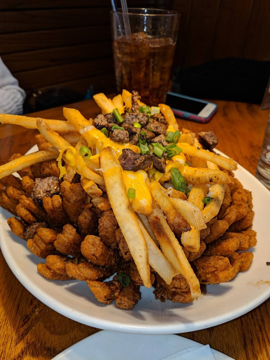 Outback Steakhouse | restaurant | 100 Sheraton Dr, Altoona, PA 16601, USA | 8149410555 OR +1 814-941-0555