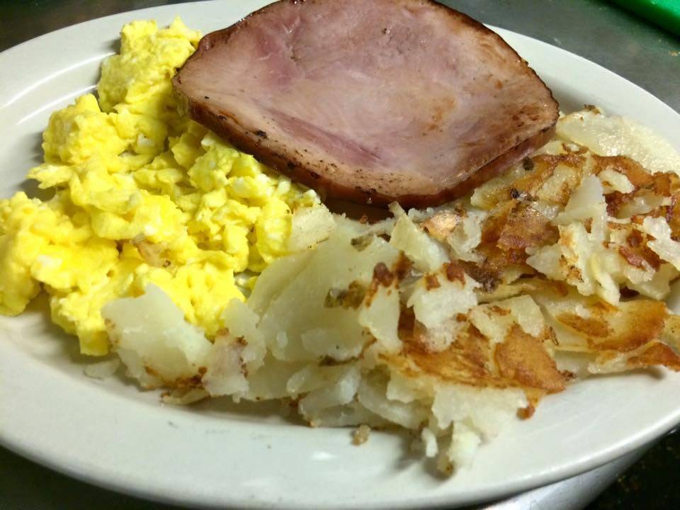 Lorettas Country Kitchen | restaurant | 12 E Pike St, Christiansburg, OH 45389, USA | 9378579275 OR +1 937-857-9275