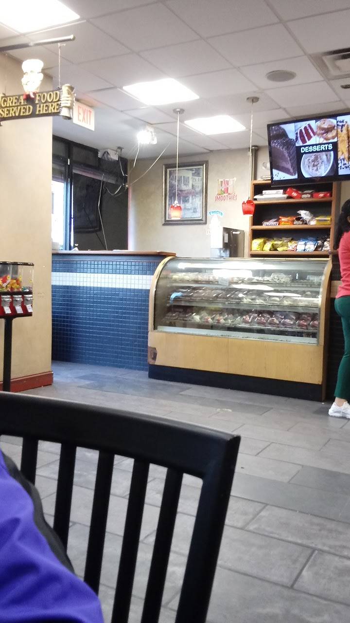 Uphams House Of Pizza | restaurant | 566 Columbia Rd, Dorchester, MA 02125, USA | 6172827141 OR +1 617-282-7141