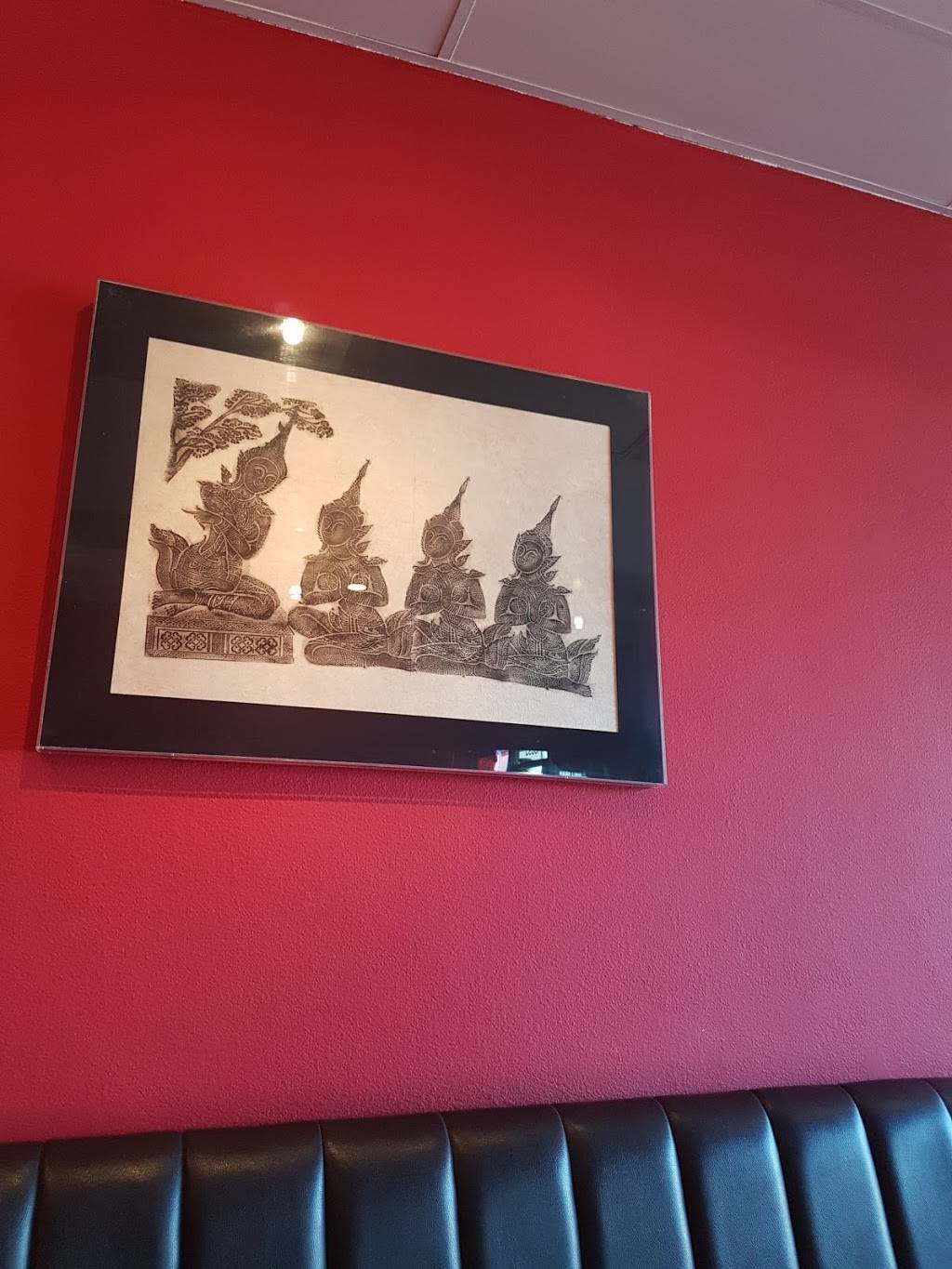 Chiang Mai Thai Restaurant | restaurant | 10895 Los Alamitos Blvd, Los Alamitos, CA 90720, USA | 5624934494 OR +1 562-493-4494