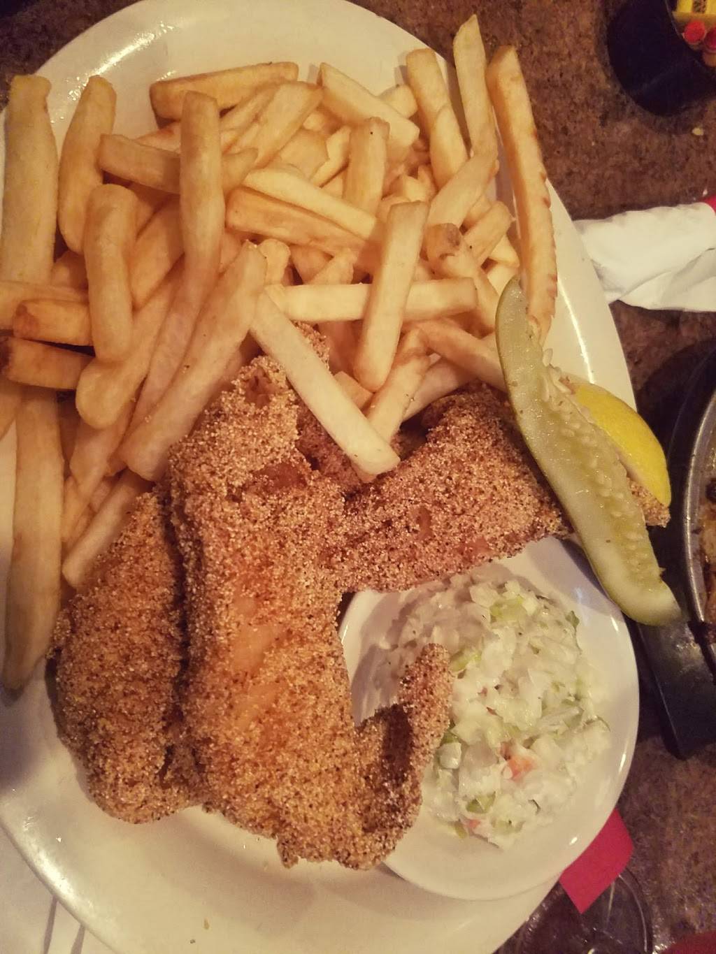 Capers | restaurant | 14726 Gratiot Ave, Detroit, MI 48205, USA | 3135272100 OR +1 313-527-2100