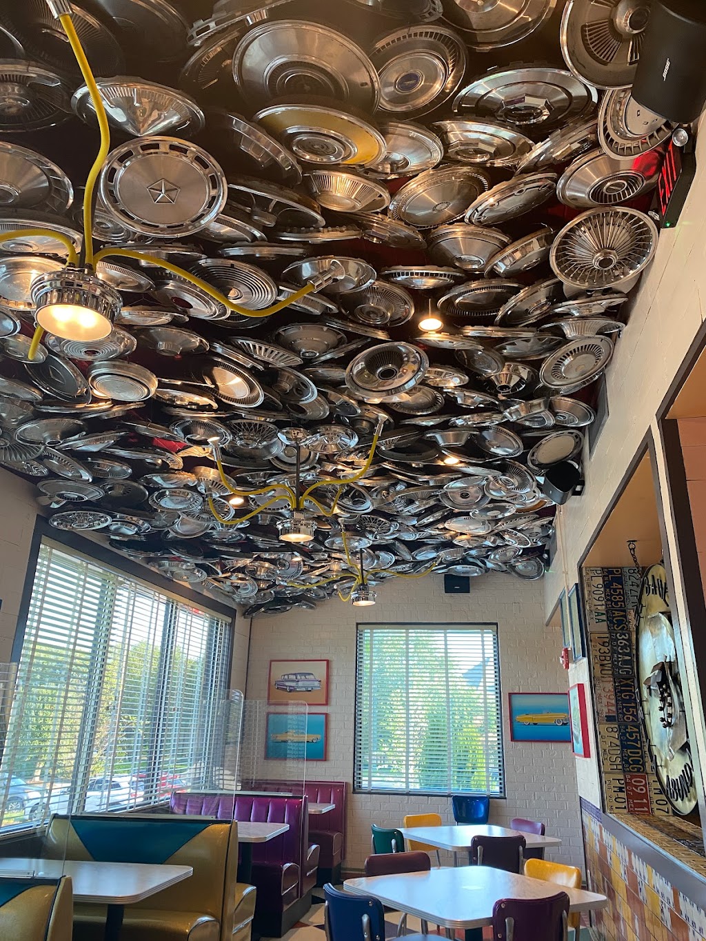 Chuys | restaurant | 100 E Park Dr, Brentwood, TN 37027, USA | 6154366969 OR +1 615-436-6969