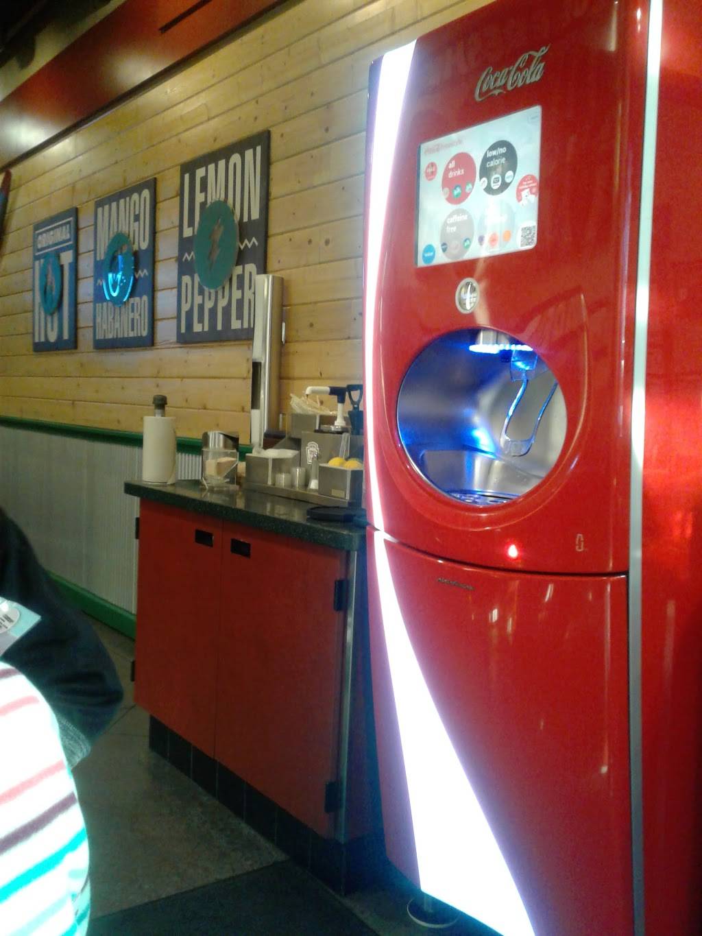 Wingstop | restaurant | 2251 Claribel Rd b, Riverbank, CA 95367, USA | 2098698646 OR +1 209-869-8646