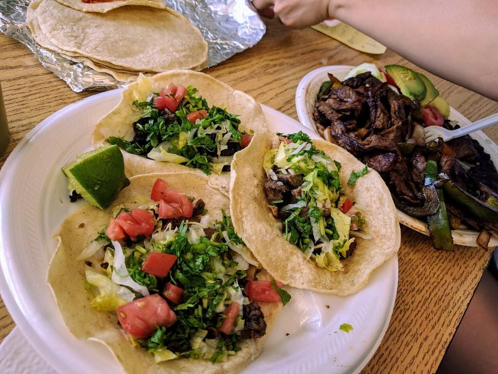 Restaurante Mi Laurita | restaurant | 110 N Race St # 106, Georgetown, DE 19947, USA | 3028563393 OR +1 302-856-3393