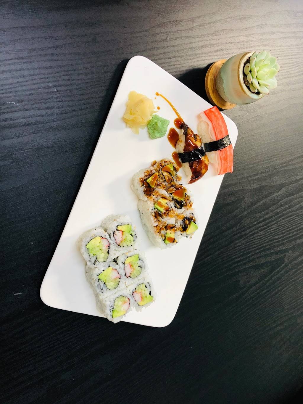 Koroke Asian Cuisine | restaurant | 3901 45th St, Highland, IN 46322, USA | 2199228822 OR +1 219-922-8822