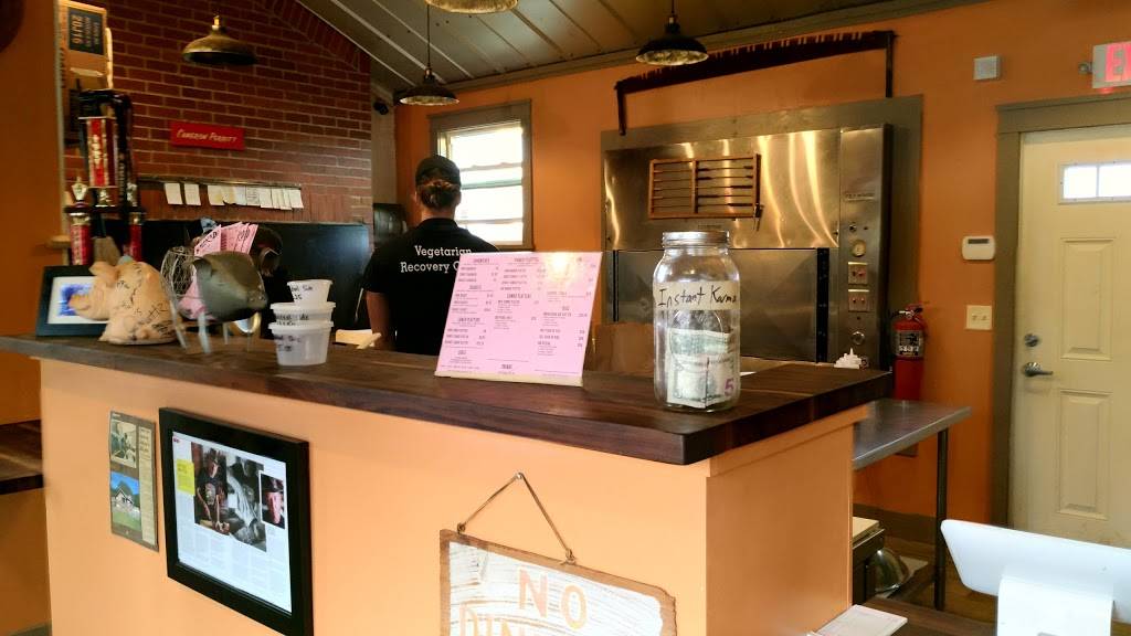 Smokin Ds BBQ | restaurant | 1409 N Ponce De Leon Blvd, St. Augustine, FL 32084, USA | 9042958952 OR +1 904-295-8952