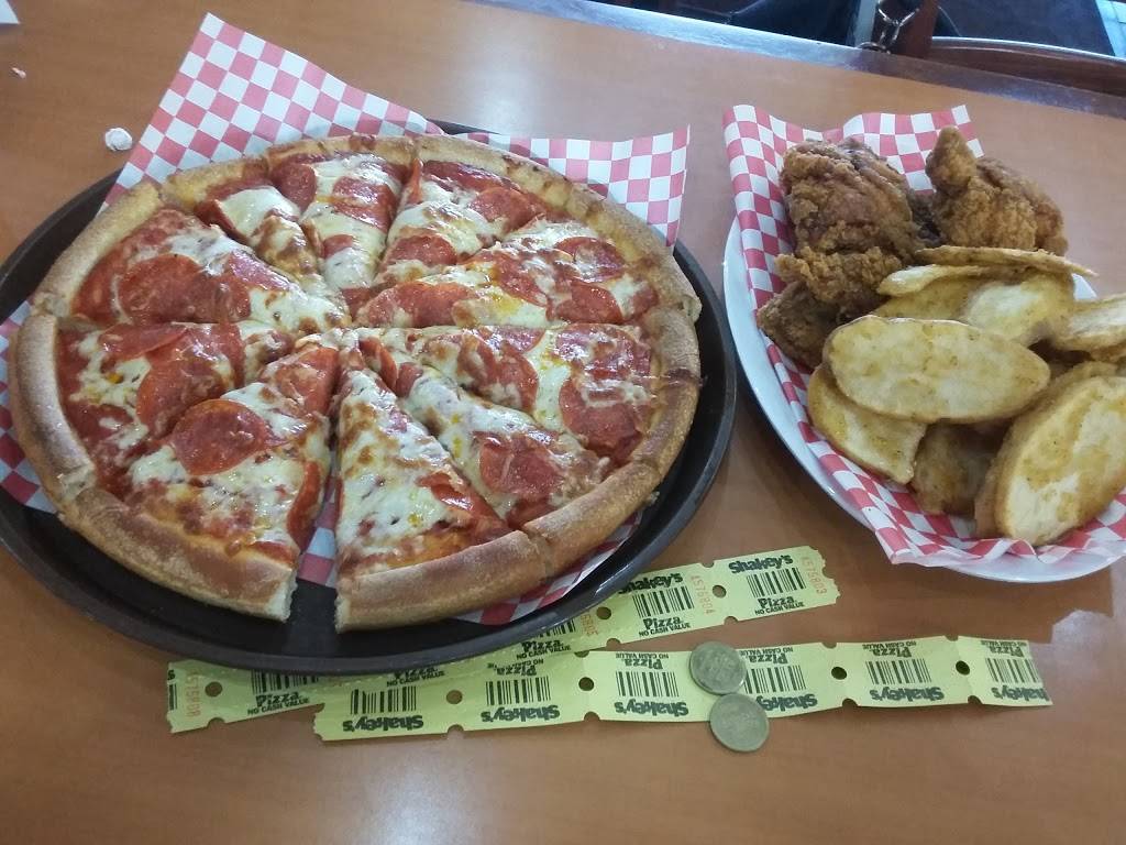 Shakeys Pizza Parlor | restaurant | 5105 Torrance Blvd, Torrance, CA 90503, USA | 3103716586 OR +1 310-371-6586