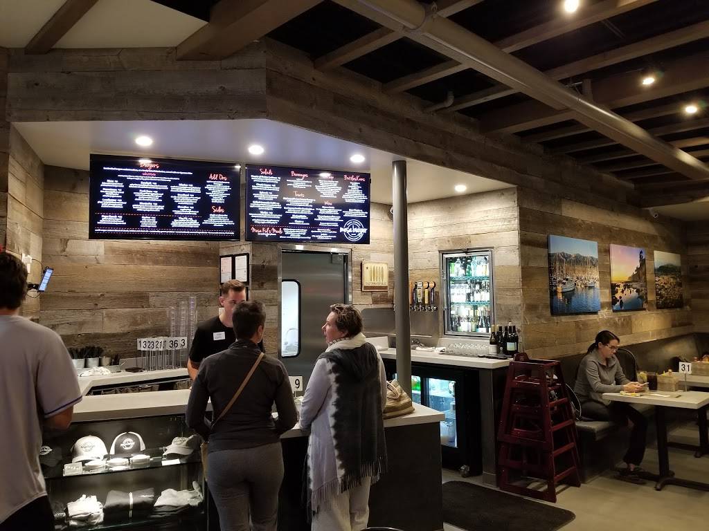 Mesa Burger | restaurant | 315 Meigs Rd, Santa Barbara, CA 93109, USA | 8059637492 OR +1 805-963-7492