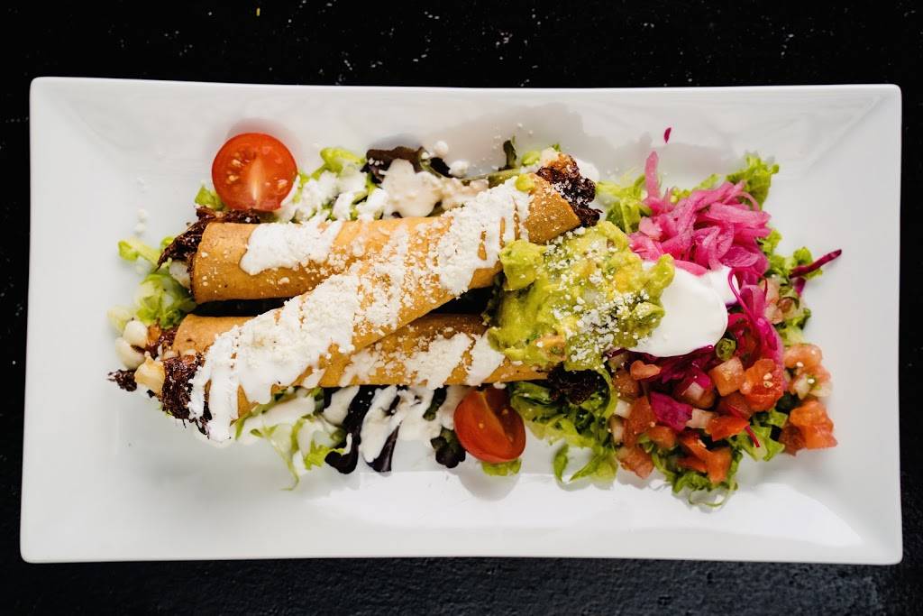 Fonda Garibaldi | restaurant | 6732 13th Ave, Brooklyn, NY 11219, USA | 3474975877 OR +1 347-497-5877