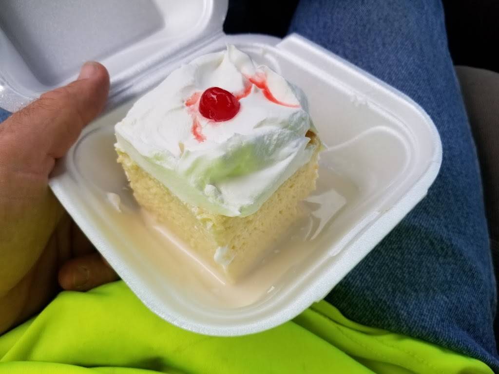 Latin American Cafe | restaurant | 1427 NE 25th Ave, Ocala, FL 34470, USA | 3523512822 OR +1 352-351-2822