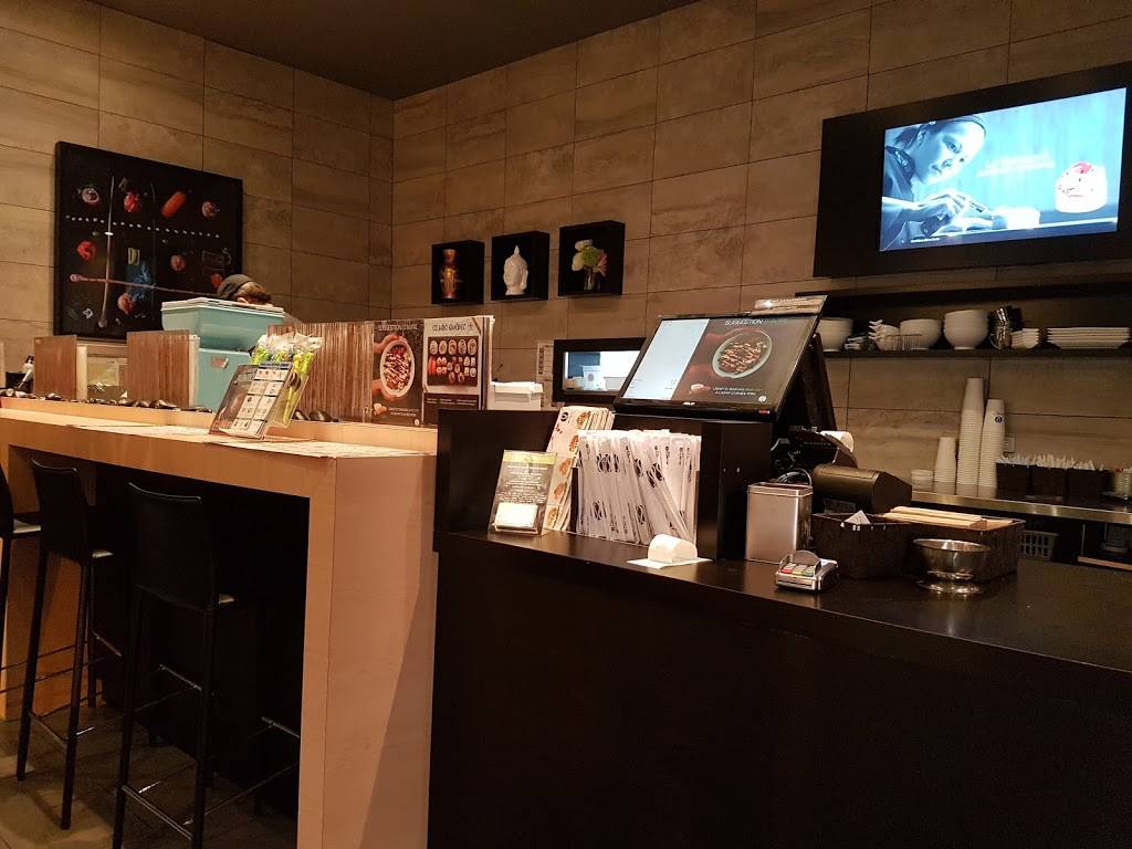 Sushi Shop | restaurant | 1221 Rue Charles Albanel, Québec, QC G1X 4Y5, Canada | 4188779494 OR +1 418-877-9494