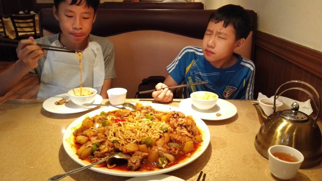 Happy Golden Bowl | restaurant | 10675 San Pablo Ave, El Cerrito, CA 94530, USA | 5105248772 OR +1 510-524-8772