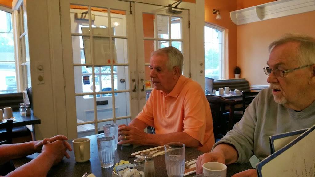 The Classic Cookie & Cafe | bakery | 409 W Gregory Blvd, Kansas City, MO 64114, USA | 8162148180 OR +1 816-214-8180