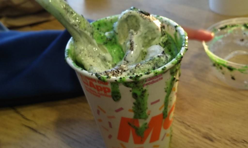 McDonalds | cafe | 22644 Pacific Hwy S, Des Moines, WA 98198, USA | 2068247414 OR +1 206-824-7414