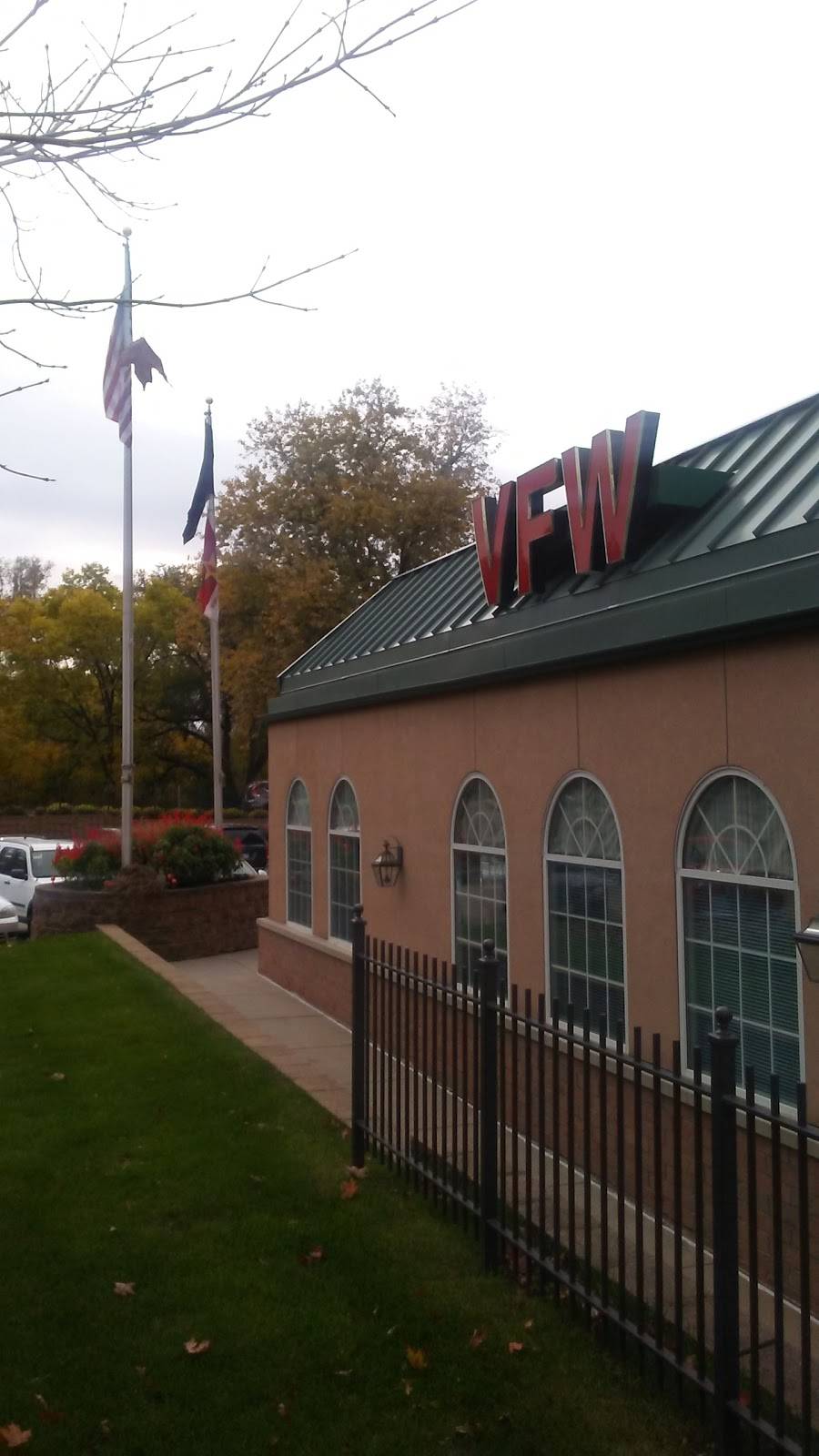 VFW Post 5555 - Richfield | restaurant | 6715 Lake Shore Dr S, Richfield, MN 55423, USA | 6128695555 OR +1 612-869-5555