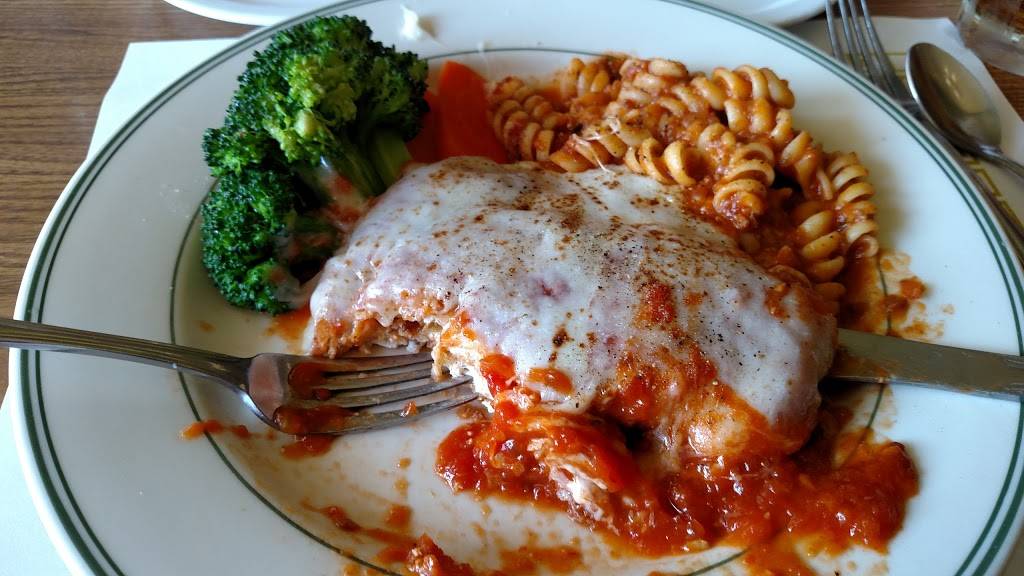 Dinos Restaurant | restaurant | 20390 Lake Chabot Rd, Castro Valley, CA 94546, USA | 5105371454 OR +1 510-537-1454