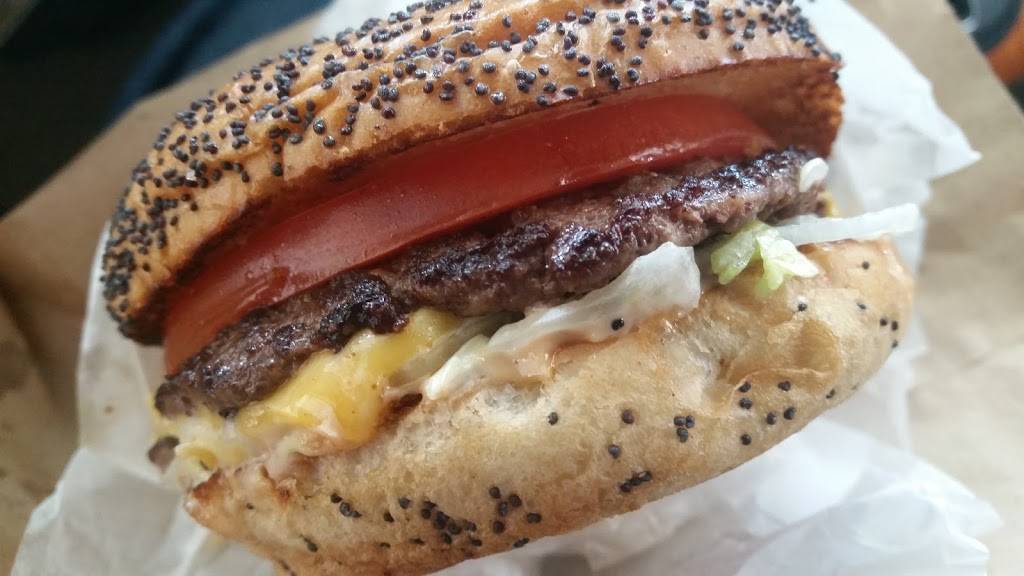 Kellers Drive-In | restaurant | 10554 Harry Hines Blvd, Dallas, TX 75220, USA | 2143573572 OR +1 214-357-3572