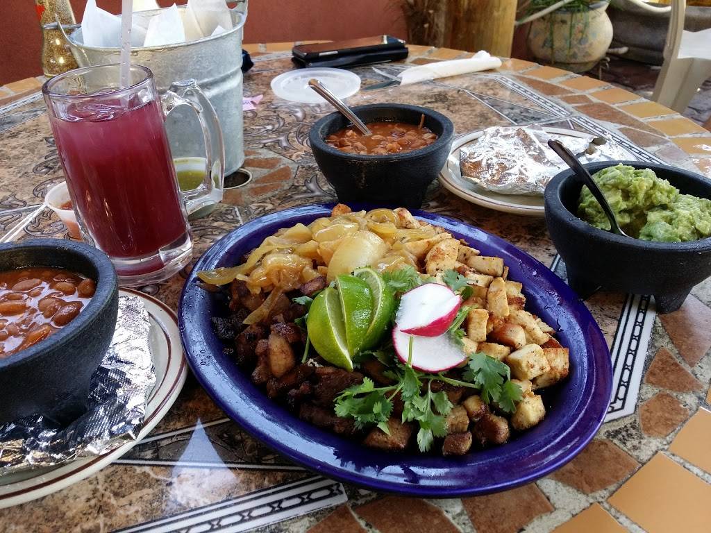 Andeles Dog House | restaurant | 1983 Calle Del Norte, Mesilla, NM 88046, USA | 5755261271 OR +1 575-526-1271