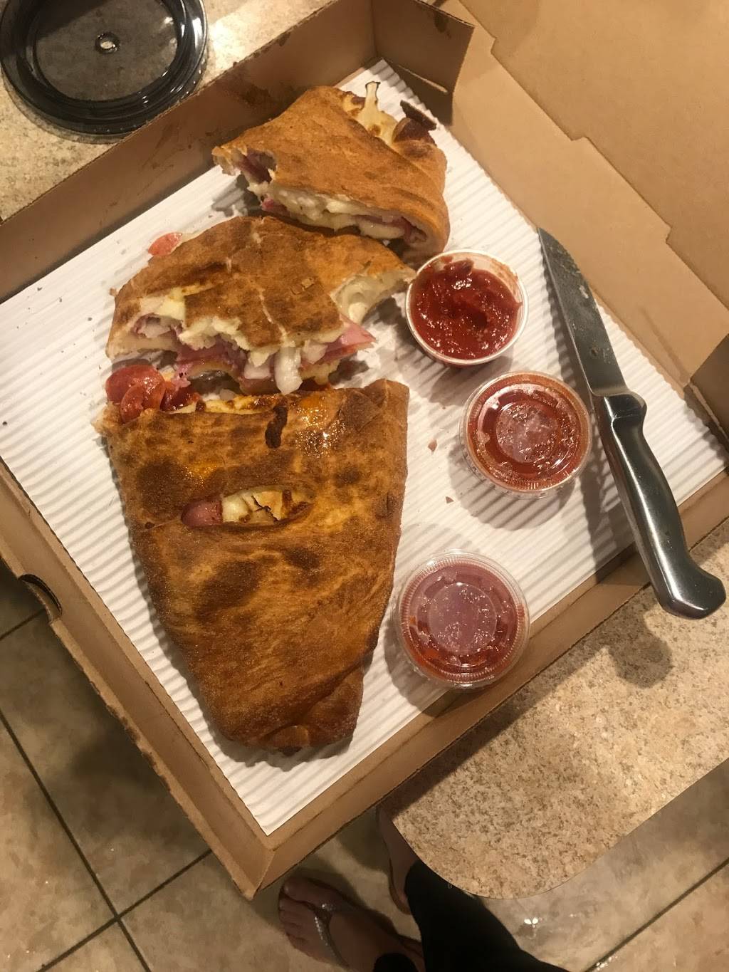 Raven Pizza and More | meal delivery | 8255 US-301, Parrish, FL 34219, USA | 9417769116 OR +1 941-776-9116