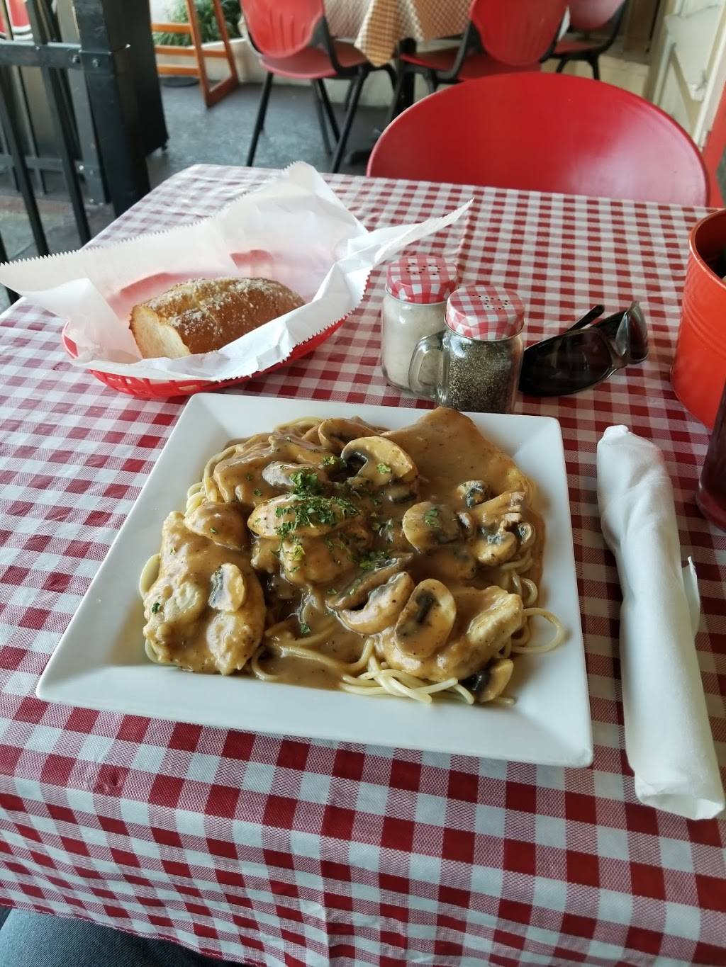 Antonellas Pizzeria | meal delivery | 360 W Fairbanks Ave, Winter Park, FL 32789, USA | 4076365333 OR +1 407-636-5333