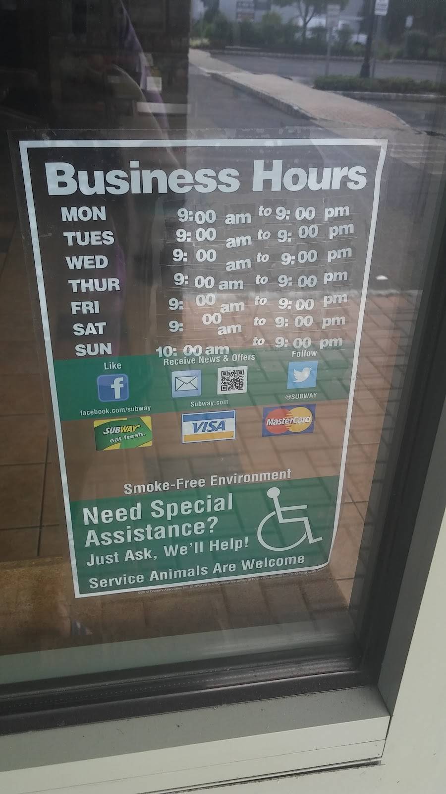 Subway Restaurants | restaurant | 428 Main St, Spotswood, NJ 08884, USA | 7322511900 OR +1 732-251-1900