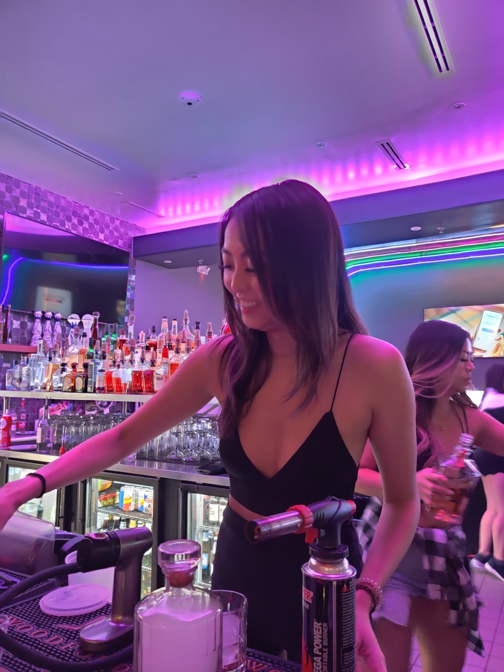 Giau bar n bites | restaurant | 1215 Grand W Blvd Suite C-7, Katy, TX 77449, USA | 2819449169 OR +1 281-944-9169